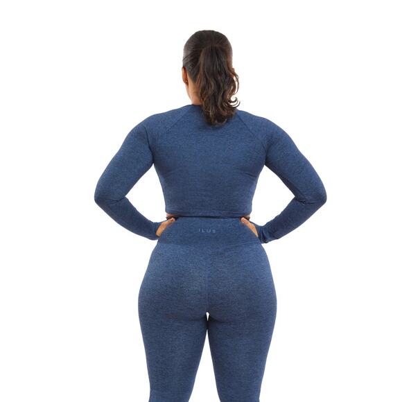 Ilus Label Cinch Allure Cross Over Long Sleeve Crop Top L NWT - Picture 2 of 8